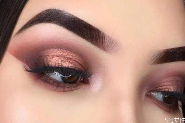 貓眼妝怎么畫(huà) 怎么畫(huà)小貓妝容 貓眼妝怎么畫(huà) 怎么畫(huà)小貓妝容