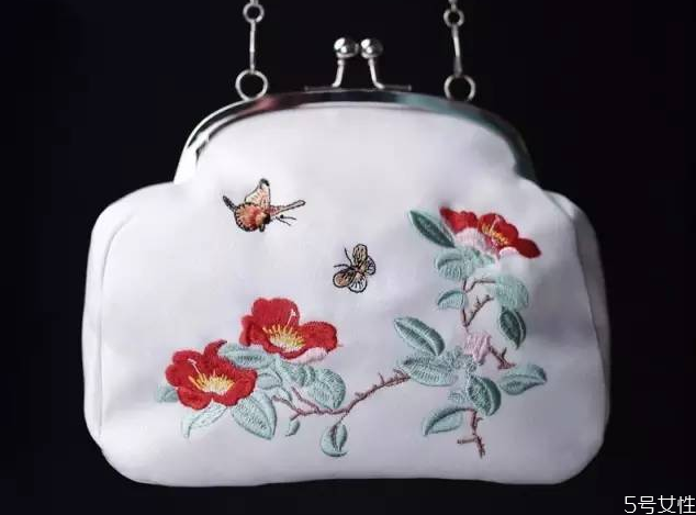 穿漢服背什么樣的包包 漢服包包推薦 穿漢服背什么樣的包包 漢服包包推薦