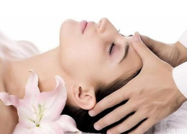 黑頭有必要清理嗎 臉上的黑頭不擠出來會自己消失嗎 黑頭有必要清理嗎 臉上的黑頭不擠出來會自己消失嗎