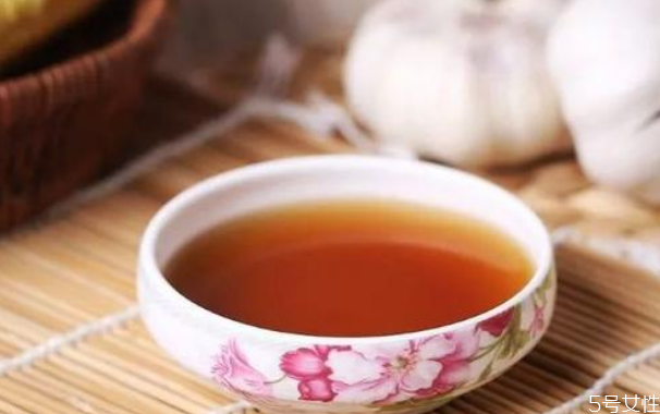 黃酒加熱到多少度好 黃酒的加熱方法 黃酒加熱到多少度好 黃酒的加熱方法