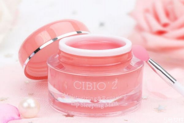 唇膜可以吃嗎 貼唇膜嘴巴疼怎么辦 唇膜可以吃嗎 貼唇膜嘴巴疼怎么辦