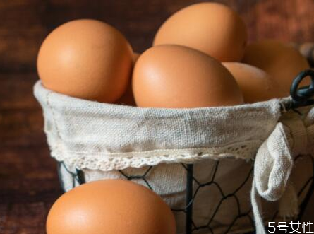 雞蛋長白點(diǎn)是沙氏門菌嗎 怎么判斷雞蛋是否感染了沙氏門菌 雞蛋長白點(diǎn)是沙氏門菌嗎 怎么判斷雞蛋是否感染了沙氏門菌