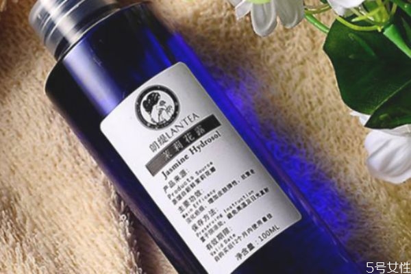 純露放冰箱后再拿出來用不會變質嗎 純露過期了還能用嗎 純露放冰箱后再拿出來用不會變質嗎 純露過期了還能用嗎