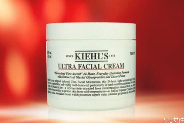 保濕面霜保質期多久 保濕面霜需要卸妝嗎 保濕面霜保質期多久 保濕面霜需要卸妝嗎