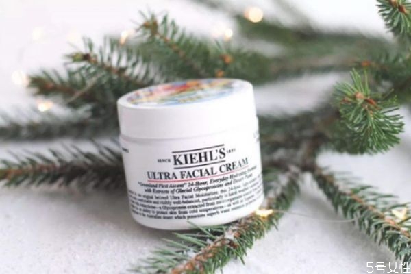 保濕面霜保質期多久 保濕面霜需要卸妝嗎 保濕面霜保質期多久 保濕面霜需要卸妝嗎