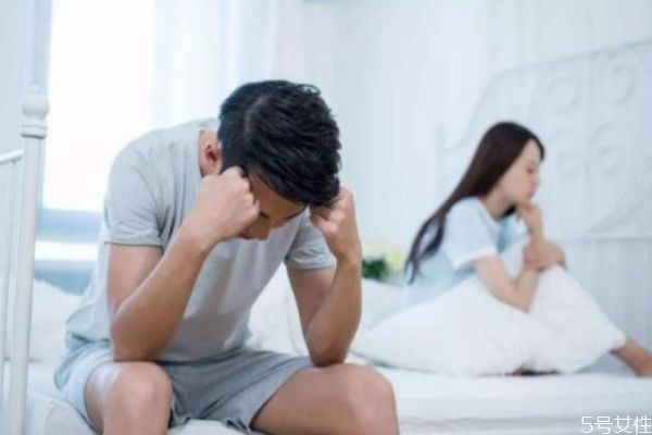 夫妻經(jīng)常冷戰(zhàn)說明什么 夫妻長(zhǎng)期冷戰(zhàn)的后果