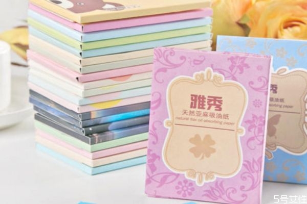 吸油紙會(huì)吸走護(hù)膚品嗎 臉上長痘用吸油紙好嗎 吸油紙會(huì)吸走護(hù)膚品嗎 臉上長痘用吸油紙好嗎