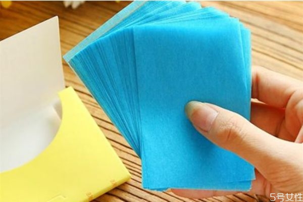 吸油紙可以用什么替代 吸油紙?jiān)趺从? alt=