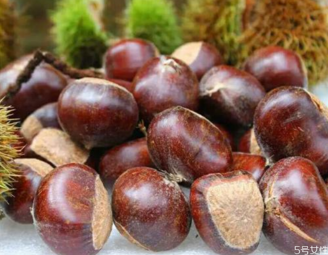 生板栗熱量高嗎 生板栗吃了會(huì)發(fā)胖嗎 生板栗熱量高嗎 生板栗吃了會(huì)發(fā)胖嗎