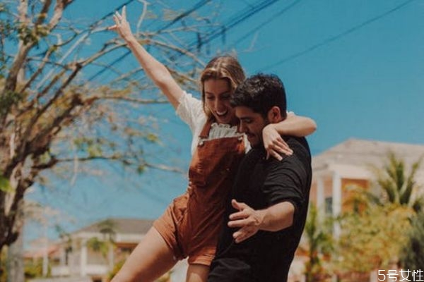 男人出軌后最明顯表現(xiàn) 老公有沒有外遇一眼就能看出來(lái)