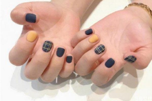指甲短適合做美甲嗎 指甲短做什么款式好看 指甲短適合做美甲嗎 指甲短做什么款式好看