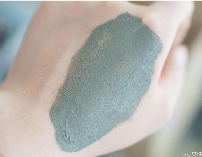 泥膜弄進(jìn)眼睛怎么辦 泥膜敷太久會怎樣