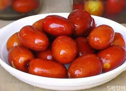 醉棗一次吃多少合適 孕婦能不能吃醉棗 醉棗一次吃多少合適 孕婦能不能吃醉棗