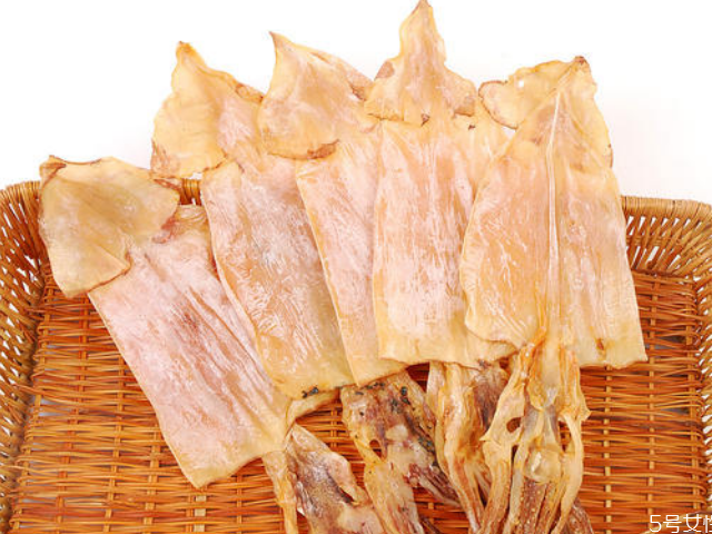 新鮮魷魚怎么做成魷魚干 魷魚干的晾曬方法 新鮮魷魚怎么做成魷魚干 魷魚干的晾曬方法