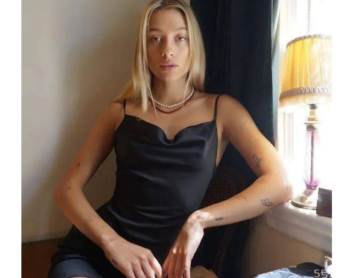 千禧辣妹風(fēng)卷土重來？千禧辣妹是什么風(fēng)格