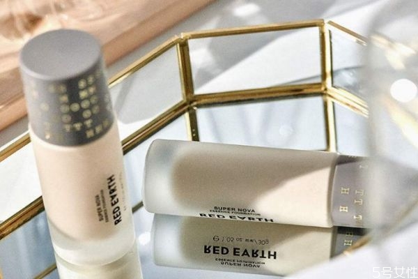 粉底液可以防輻射嗎 粉底液該如何保存 粉底液可以防輻射嗎 粉底液該如何保存