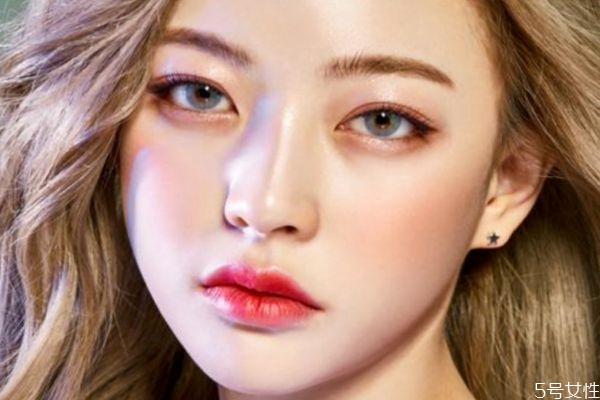 美瞳材質(zhì)怎么選 非離子美瞳是什么意思 美瞳材質(zhì)怎么選 非離子美瞳是什么意思