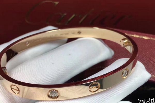 卡地亞手鐲買黃金還是玫瑰金 卡地亞手鐲最暢銷顏色 卡地亞手鐲買黃金還是玫瑰金 卡地亞手鐲最暢銷顏色