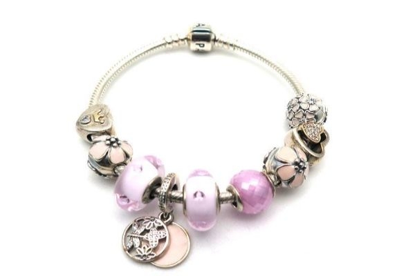 潘多拉手鐲好還是手鏈好 潘多拉手鏈日常清洗方法 潘多拉手鐲好還是手鏈好 潘多拉手鏈日常清洗方法