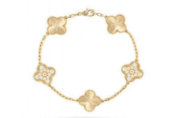 梵克雅寶五花手鏈哪個好看 梵克雅寶手鏈五花好還是單花 梵克雅寶五花手鏈哪個好看 梵克雅寶手鏈五花好還是單花