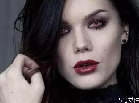 萬圣節(jié)怎么化妝 萬圣節(jié)簡單好看妝容 萬圣節(jié)怎么化妝 萬圣節(jié)簡單好看妝容