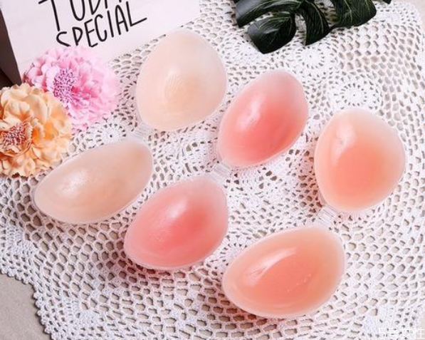 胸貼怎么貼才聚攏 胸貼不聚攏什么原因 胸貼怎么貼才聚攏 胸貼不聚攏什么原因