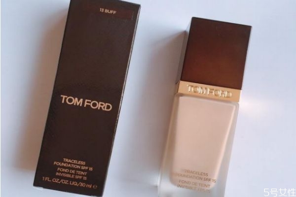 如何判斷粉質是否細膩 粉質細膩的粉底液推薦 如何判斷粉質是否細膩 粉質細膩的粉底液推薦