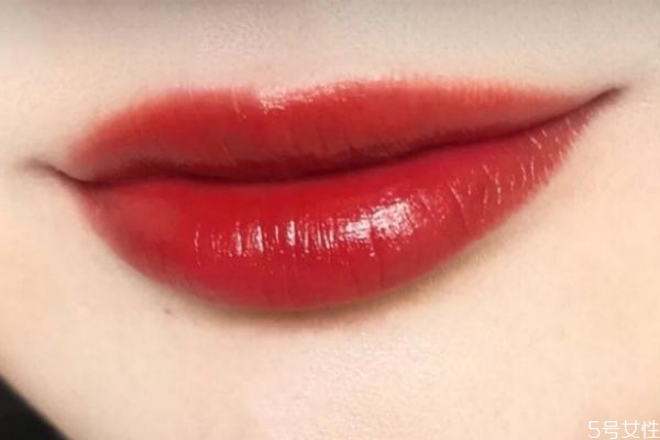 黃皮女生適合什么口紅 黃皮女生的救星 黃皮女生適合什么口紅 黃皮女生的救星