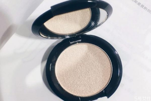 高光是什么時(shí)候用 高光一次涂多少 高光是什么時(shí)候用 高光一次涂多少