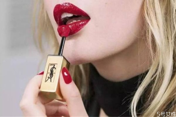 怎么判斷唇釉過(guò)期了 唇釉的存放方法 怎么判斷唇釉過(guò)期了 唇釉的存放方法