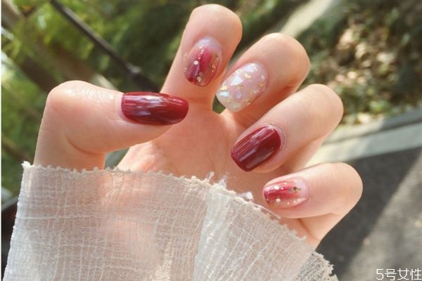 貼了甲片怎么卸掉 光療甲怎么卸掉 貼了甲片怎么卸掉 光療甲怎么卸掉