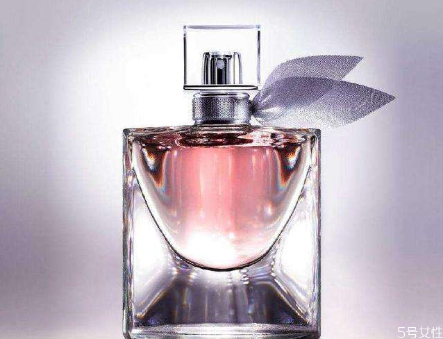 香水瓶怎么注入香水 香水瓶怎么去味道 香水瓶怎么注入香水 香水瓶怎么去味道