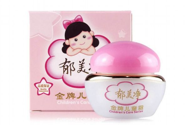 郁美凈可以當(dāng)身體乳嗎 郁美凈可以祛斑嗎