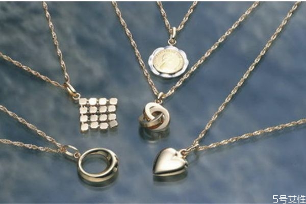 925項(xiàng)鏈?zhǔn)墙鸬倪€是銀的 s925項(xiàng)鏈一般多少錢 925項(xiàng)鏈?zhǔn)墙鸬倪€是銀的 s925項(xiàng)鏈一般多少錢