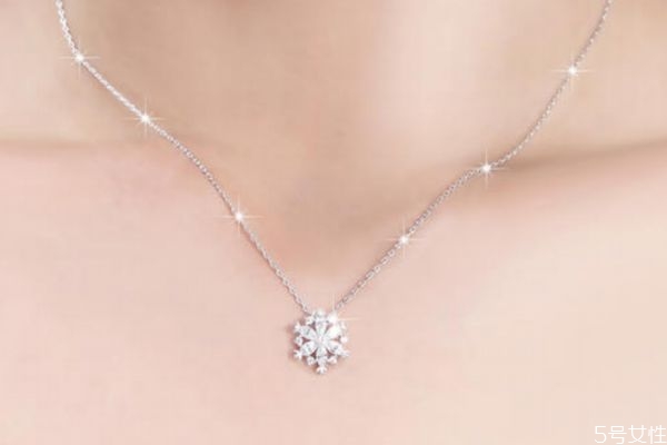純銀項鏈會引起過敏嗎 戴純銀項鏈有哪些好處 純銀項鏈會引起過敏嗎 戴純銀項鏈有哪些好處