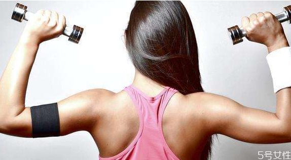 增肌粉對(duì)身體有危害嗎 增肌粉適合什么人吃 增肌粉對(duì)身體有危害嗎 增肌粉適合什么人吃