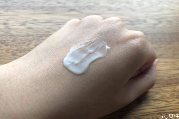 身體乳擦久了會(huì)有體香嗎 身體乳怎么用才正確