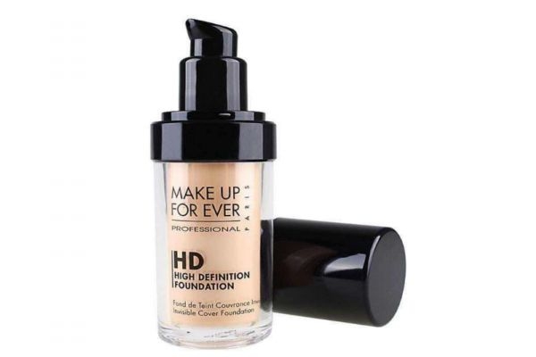 使用粉底液之后臉很干是怎么回事 擦完粉底臉干怎么補(bǔ)救