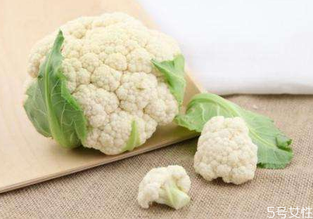 花菜爛了一點還能吃嗎 花菜有點黃了還能吃嗎 花菜爛了一點還能吃嗎 花菜有點黃了還能吃嗎