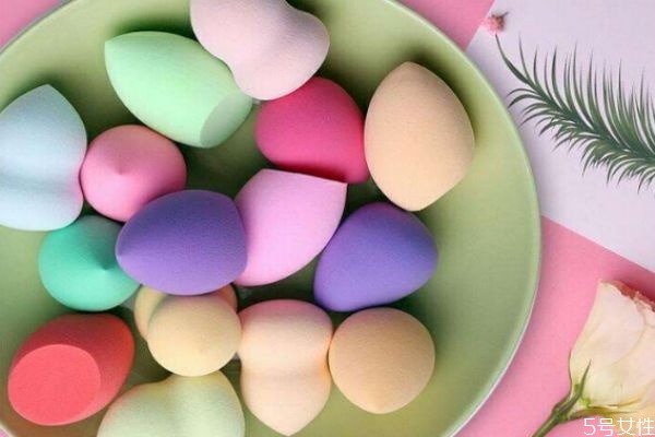 海綿粉撲怎樣才能用的久 海綿蛋粉撲應(yīng)該怎么用 海綿粉撲怎樣才能用的久 海綿蛋粉撲應(yīng)該怎么用