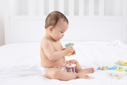 寶寶骨骼小是什么原因 寶寶骨骼發(fā)育不良癥狀 寶寶骨骼小是什么原因 寶寶骨骼發(fā)育不良癥狀