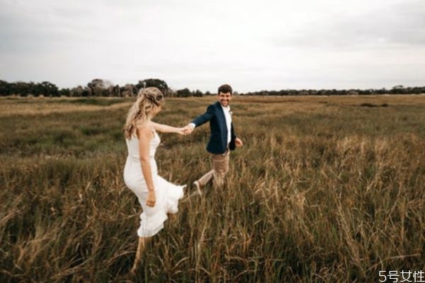 如何彌補對老婆的傷害 怎么勸老婆回心轉(zhuǎn)意 如何彌補對老婆的傷害 怎么勸老婆回心轉(zhuǎn)意