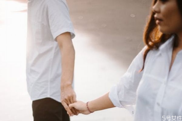 如何彌補對老婆的傷害 怎么勸老婆回心轉(zhuǎn)意 如何彌補對老婆的傷害 怎么勸老婆回心轉(zhuǎn)意