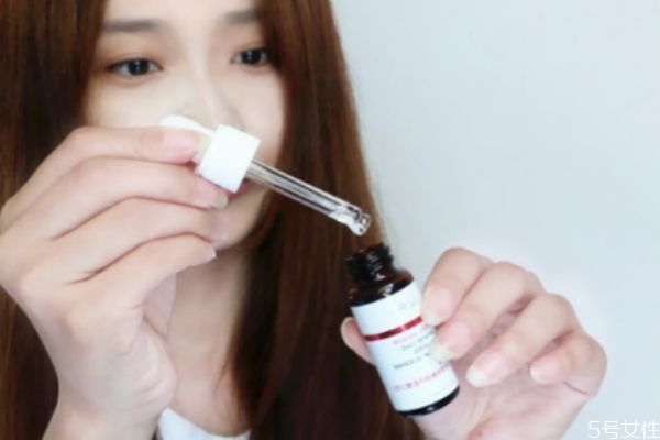 刷酸為什么爆痘 刷酸為什么要防曬 刷酸為什么爆痘 刷酸為什么要防曬