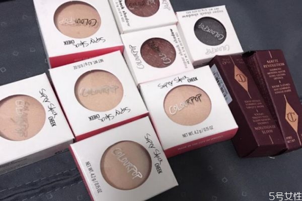 高光可以用眼影代替嗎 什么眼影色可以做高光 高光可以用眼影代替嗎 什么眼影色可以做高光