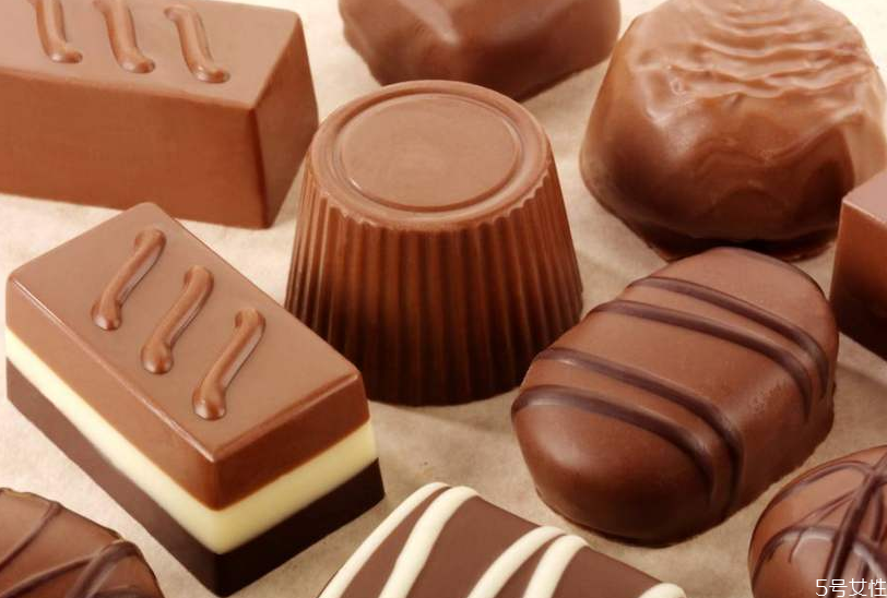黑巧克力含糖嗎 黑巧克力怎么吃減肥 黑巧克力含糖嗎 黑巧克力怎么吃減肥