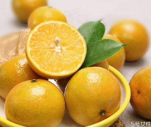 皇帝柑買(mǎi)黃的還是青的 綠色皇帝柑能放黃嗎