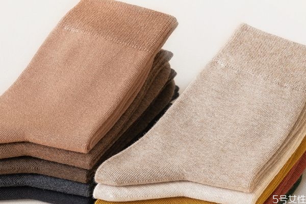 冬天襪子濕怎么辦 冬天襪子幾天換一次 冬天襪子濕怎么辦 冬天襪子幾天換一次