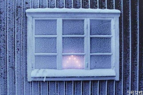 冬天窗戶漏風怎么辦 窗戶漏風怎么處理 冬天窗戶漏風怎么辦 窗戶漏風怎么處理