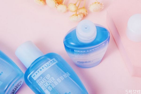 美寶蓮眼唇卸妝液需要乳化嗎 美寶蓮眼唇卸要搖勻嗎 美寶蓮眼唇卸妝液需要乳化嗎 美寶蓮眼唇卸要搖勻嗎